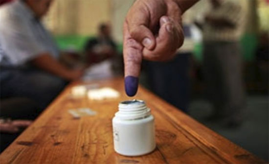 احتجاجات في الموقر لإعادة الانتخابات البلدية احتجاجات في الموقر لإعادة الانتخابات البلدية