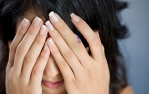 متصلة: "زوجي خانني مع أمي" متصلة: "زوجي خانني مع أمي"
