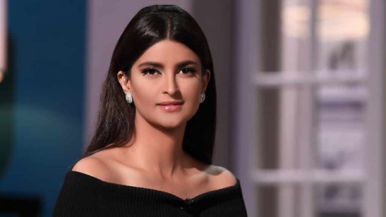 أول تعليق لـ “علا الفارس” بعد استبدالها بـ ”سارة عبد العزيز” في “أم بي سي”!