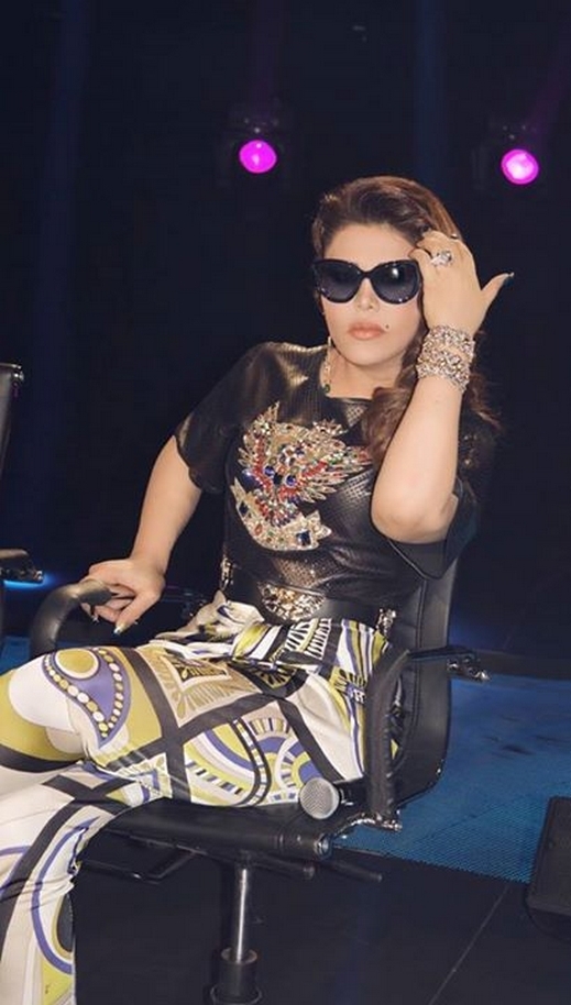 معقبون لأحلام بعد نشرها صورها: اللوك جميل ولكن أنت لا