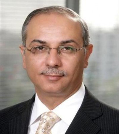 الدكتور الوزني يحاضر في كلية الدفاع الوطني الملكية