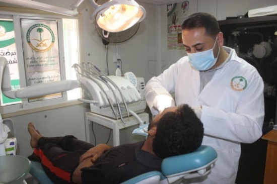 العيادات التخصصية السعودية تتعامل مع136 لاجىء سوري من خلال عيادة طب الاسنان العيادات التخصصية السعودية تتعامل مع136 لاجىء سوري من خلال عيادة طب الاسنان