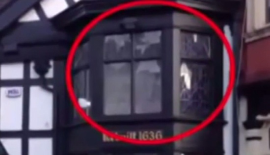 "شبح" في أقدم حانة بريطانية