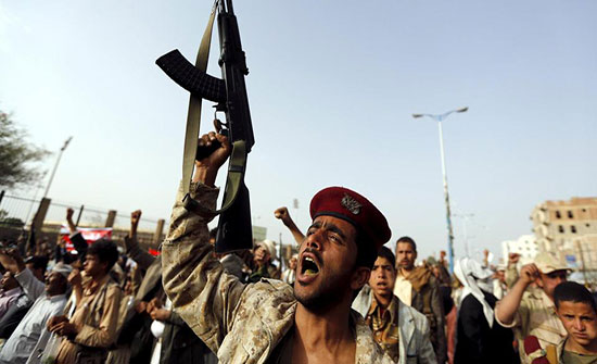 الحوثيون يغلقون "كافيهات الاختلاط" الحوثيون يغلقون "كافيهات الاختلاط"