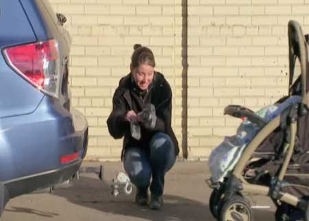 العربة والسيارة