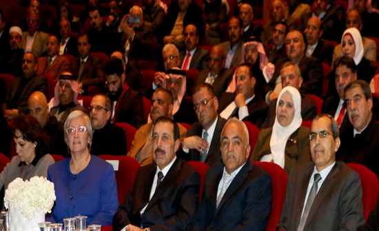 وزير التربية يؤكد أهمية الرسالة السامية لمجالس التطوير التربوي وزير التربية يؤكد أهمية الرسالة السامية لمجالس التطوير التربوي