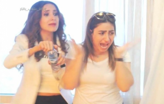 فيديو| “بوسي” في وصلة “لطم” وصراخ بسبب مقلب رامز جلال! فيديو| “بوسي” في وصلة “لطم” وصراخ بسبب مقلب رامز جلال!