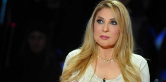 نادية الجندي تتهم نيللي كريم ومنة شلبي بسرقة أعمالها نادية الجندي تتهم نيللي كريم ومنة شلبي بسرقة أعمالها