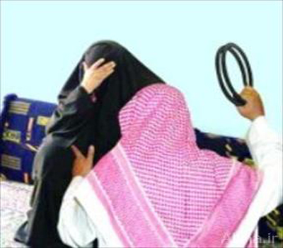 ملاحقة كويتية وضربها بعد سحبها من سيارتها بالقوة ملاحقة كويتية وضربها بعد سحبها من سيارتها بالقوة