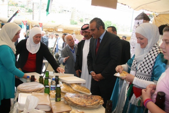 إنطلاق فعاليات مهرجان ( عمان زمان ) .. صور