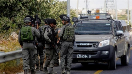 الجيش الإسرائيلي يعتقل 8 فلسطينيين في الضفة الغربية الجيش الإسرائيلي يعتقل 8 فلسطينيين في الضفة الغربية