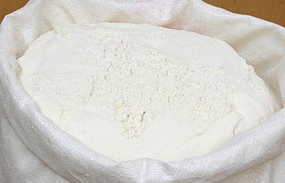 زيادة استهلاك محافظة المفرق من الطحين الى 105 اطنان يوميا زيادة استهلاك محافظة المفرق من الطحين الى 105 اطنان يوميا
