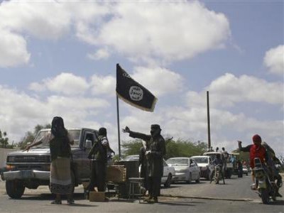 مقتل عشرة عناصر من الشرطة في هجوم للقاعدة بوسط اليمن