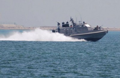 زورق حربي اسرائيلي يخرق المياه اللبنانية زورق حربي اسرائيلي يخرق المياه اللبنانية
