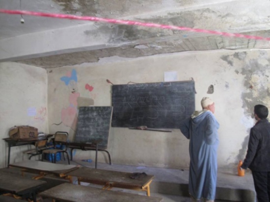 دراسة الغاء مدرسة المشرفة الاساسية المختلطة بسبب تهالك المبنى