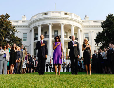 الولايات المتحدة تحيي ذكرى ضحايا هجمات 11 سبتمبر في ثلاثة مواقع