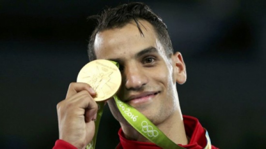 أبو غوش مرشح لجائزة أفضل لاعب في العالم أبو غوش مرشح لجائزة أفضل لاعب في العالم