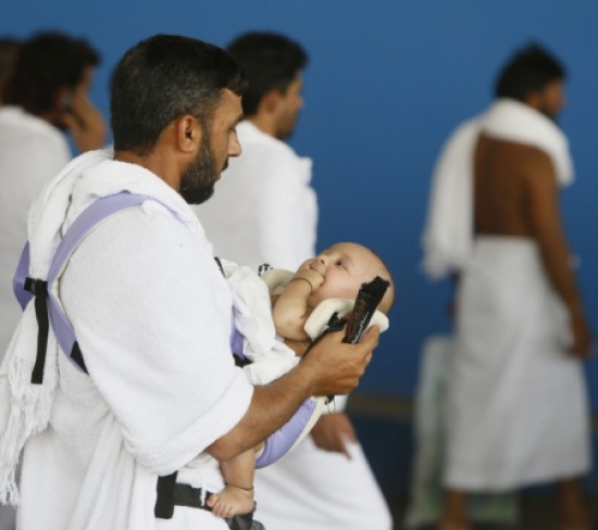 صور للحجاج من داخل مشعر منى