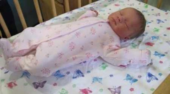 العثور على رضيعة بريطانية بمراحيض عامة