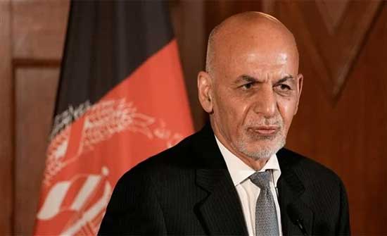 الرئيس الأفغاني يكشف سبب مغادرته بلاده و هروبه من طالبان الرئيس الأفغاني يكشف سبب مغادرته بلاده و هروبه من طالبان