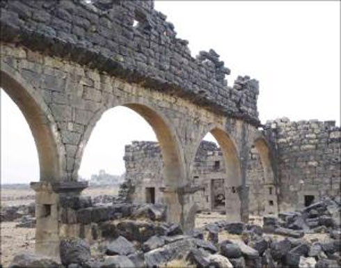 اقامة اول قداس احتفالي في أم الجمال السبت