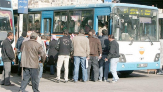 بدء العمل بتعرفة النقل المخفضة السبت بدء العمل بتعرفة النقل المخفضة السبت