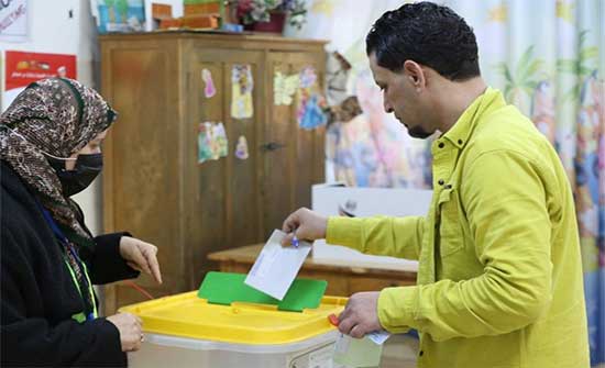 عدد المقترعين يتجاوز عتبة المليون لغاية الرابعة عصرا