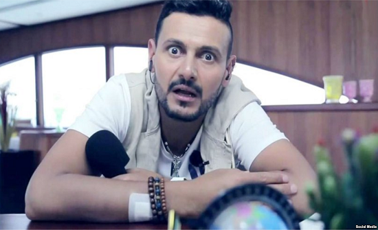 بالفيديو: رامز جلال يتألم من ضرب شيكابالا له بالفيديو: رامز جلال يتألم من ضرب شيكابالا له