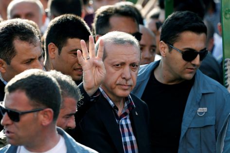 أردوغان يفوز بشخصية العام 2016 في استفتاء لقناة الجزيرة أردوغان يفوز بشخصية العام 2016 في استفتاء لقناة الجزيرة