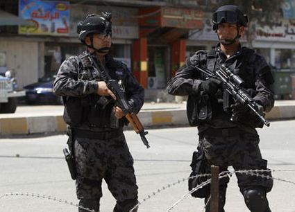 السلطات الامنية تقطع الطرق ببغداد لمنع تظاهرة تطالب بالاصلاح