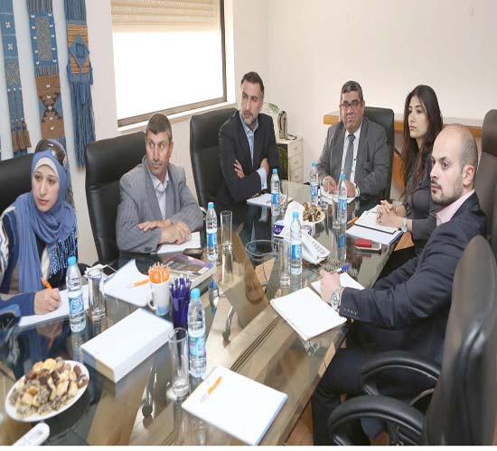 سليط يطلع على برامج المجموعة المتكاملة للتكنولوجيا