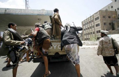 اشتباكات بين حوثيين وعناصر من “المقاومة الشعبية” وسط تعز اليمنية