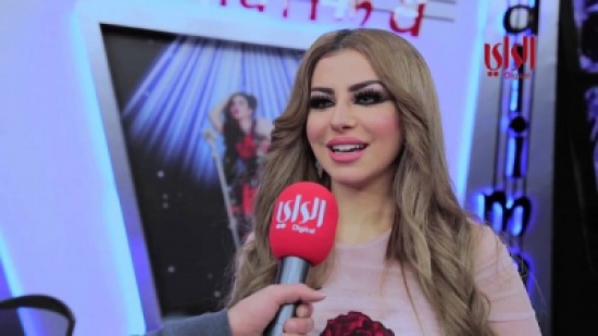 حليمة بولند تعاني من حالة نفسية بعد وقف برنامجها حليمة بولند تعاني من حالة نفسية بعد وقف برنامجها