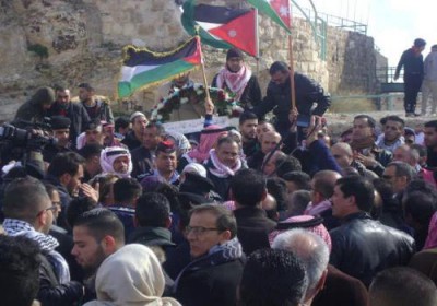 حكومة الملقي وأحداث الكرك: أردنيون يصرون على محاسبة المقصرين ووزير الداخلية لا يزال مهدداً بطرح الثقة النيابية