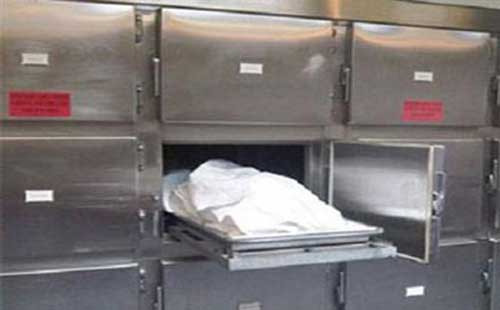 الحياة تدب مرة أخرى فى جسد متوفى من زيمبابوى الحياة تدب مرة أخرى فى جسد متوفى من زيمبابوى
