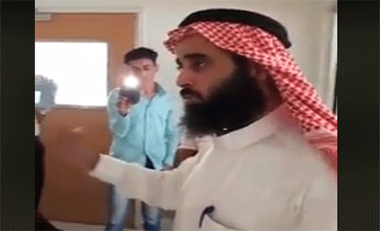 الرياطي: مصابو صوامع العقبة في حالة الموت السريري والإعلام يعتم على القصة الرياطي: مصابو صوامع العقبة في حالة الموت السريري والإعلام يعتم على القصة