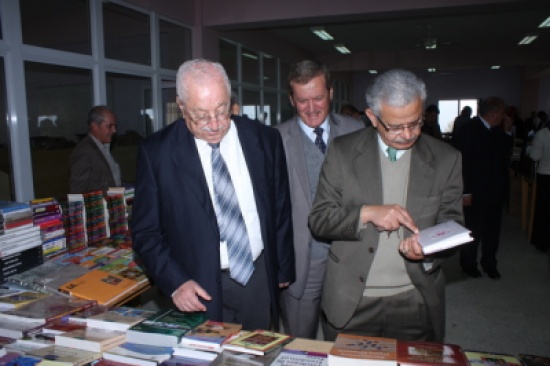 جامعة فيلادلفيا تقيم المعرض السنوي الثاني للكتاب جامعة فيلادلفيا تقيم المعرض السنوي الثاني للكتاب