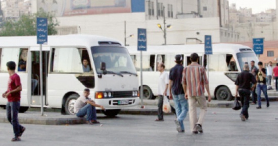 النقل البري العربي يثمن استمرار الحكومة بالإعفاءات لتحديث النقل العام النقل البري العربي يثمن استمرار الحكومة بالإعفاءات لتحديث النقل العام