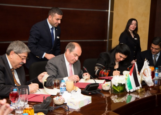 الملقي يضع حجر اساس المبنى الجديد للمركز الوطني لبحوث الطاقة