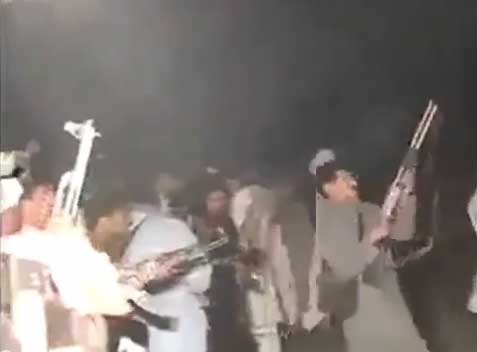 اطلاق نيران تكفي لحرب في حفل زفاف في الهند!