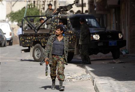 تفكيك عبوة ناسفة وصاروخ مجهزين للتفجير جنوب اليمن