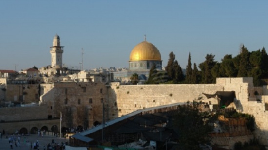 انطلاق فعاليات مهرجان القدس الاول للثقافة والفنون في النقابات انطلاق فعاليات مهرجان القدس الاول للثقافة والفنون في النقابات
