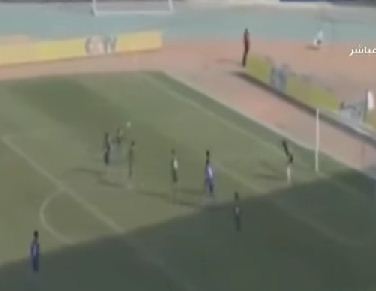 شاهد.. أطرف وأغرب الأهداف العكسية للاعبي كرة القدم في العالم