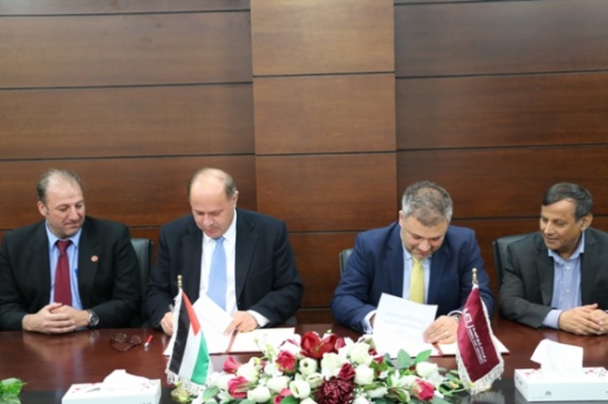 مذكرة تفاهم بين جامعة الشرق الاوسط وكلية لفبره البريطانية