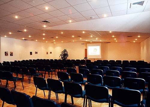 انطلاق فعاليات مؤتمر ومعرض الطاقة المتجددة 2013