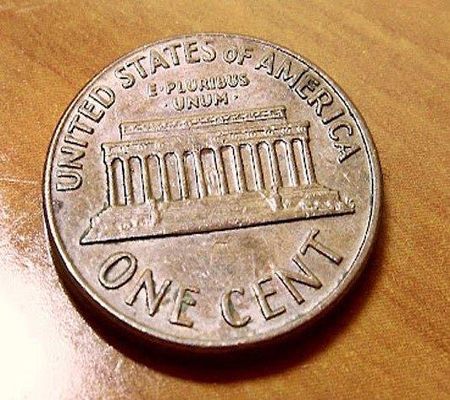 أُدخل السجن بسبب.. سنت واحد