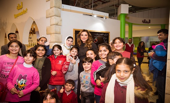 الملكة رانيا تحضر جانباً من اجتماع مجلس أمناء متحف الأطفال الملكة رانيا تحضر جانباً من اجتماع مجلس أمناء متحف الأطفال
