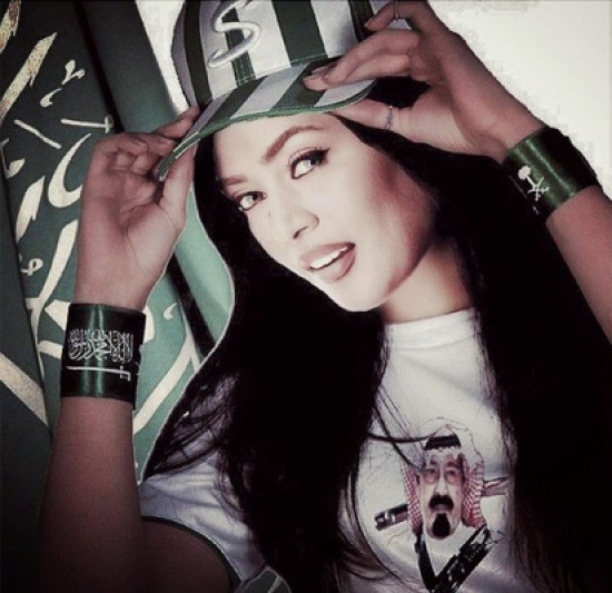 صورة وعد تحتفل باليوم الوطني السعودي على طريقتها الخاصة