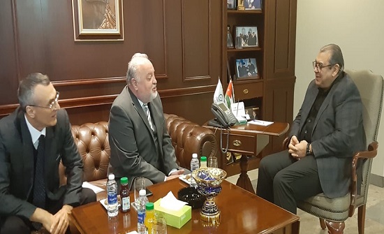 بحث تعزيز التعاون الاقتصادي مع جمهورية التشيك بحث تعزيز التعاون الاقتصادي مع جمهورية التشيك