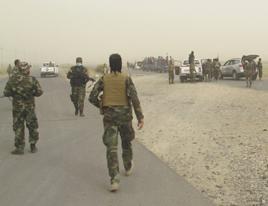 القوات العراقية تنسحب من تكريت بعد فشل هجومها عليها لاستعادتها